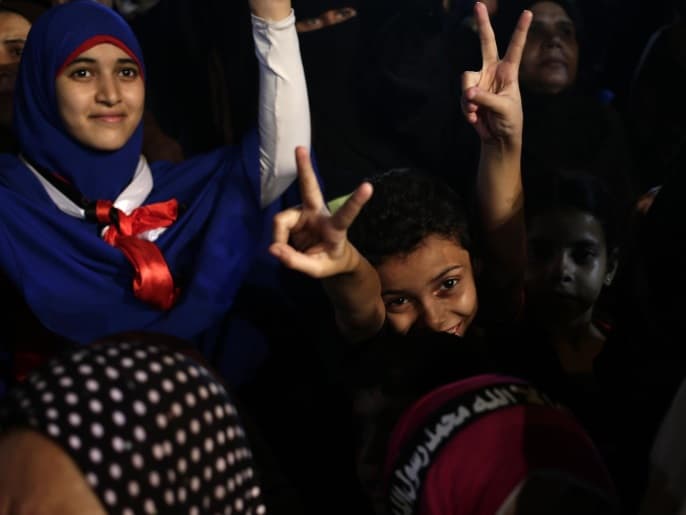 رسالة إلى ثـوار المستقبل